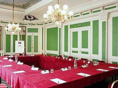 Hotel Western Ronceray Opéra Paris